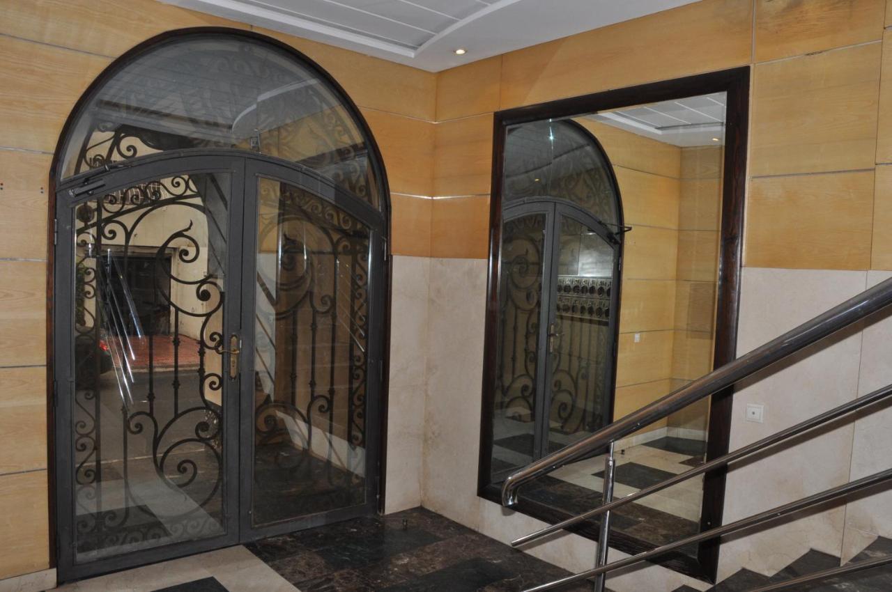 Val Fleuri Apartment With Balcony, Casablanca Esterno foto